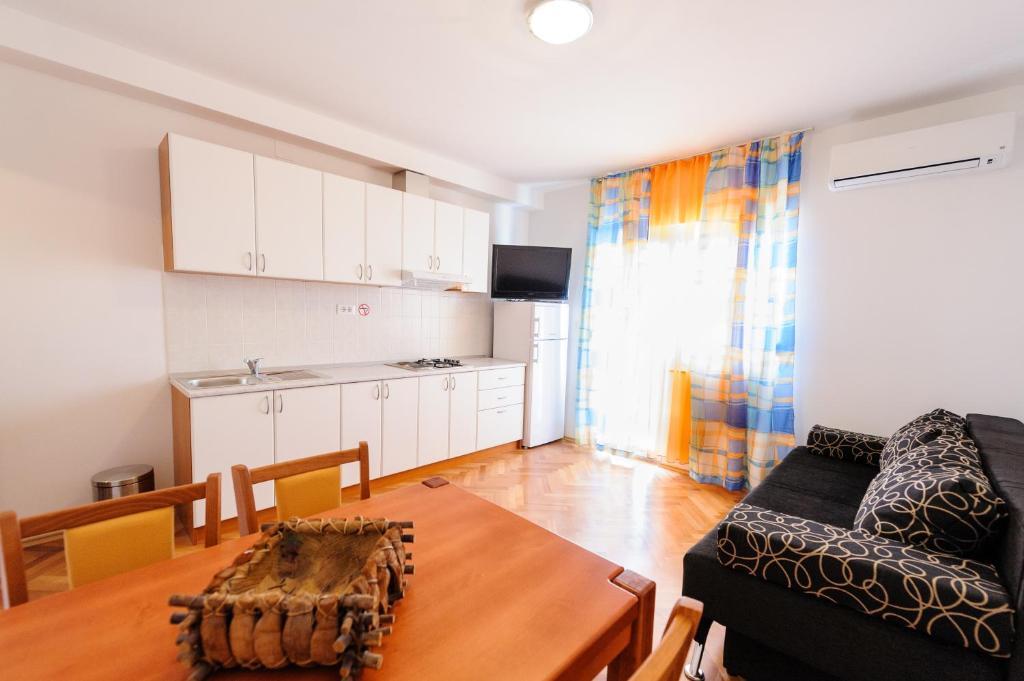 Apartment And Rooms Iva สปลิท ภายนอก รูปภาพ